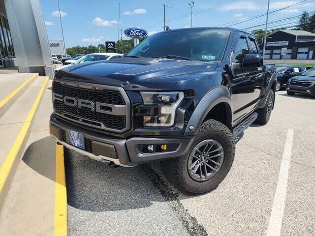 2019 Ford F-150 Raptor — photo 1 of 1
