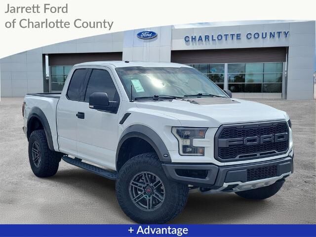 2018 Ford F-150 Raptor — photo 1 of 26
