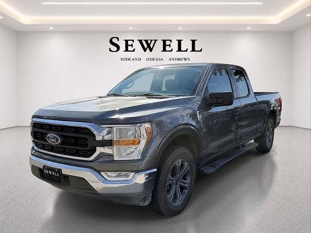 2022 Ford F-150 XLT — photo 1 of 4