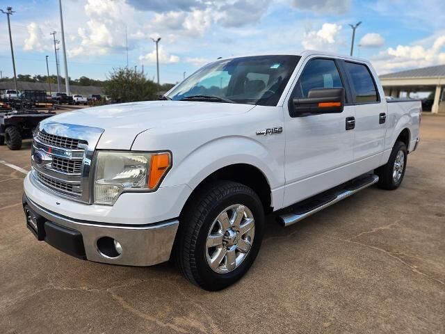 2014 Ford F-150 XLT — photo 1 of 40