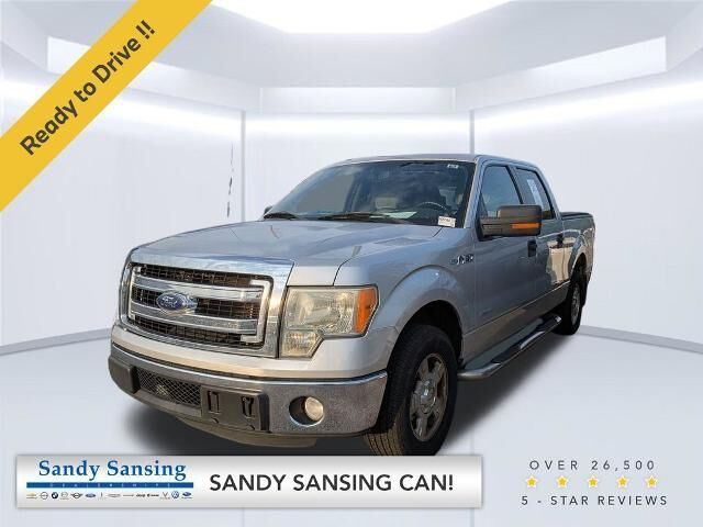 2013 Ford F-150 XLT — photo 1 of 52