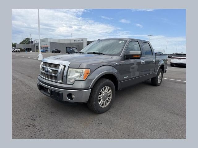 2011 Ford F-150 Lariat — photo 1 of 13