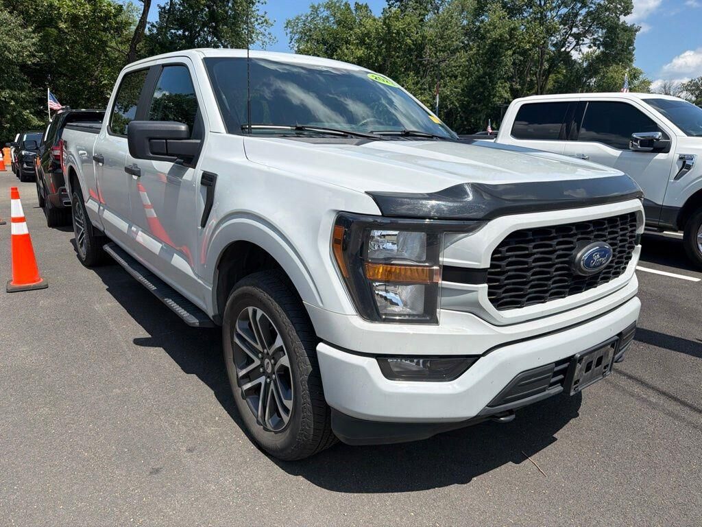 2023 Ford F-150 XL — photo 1 of 15