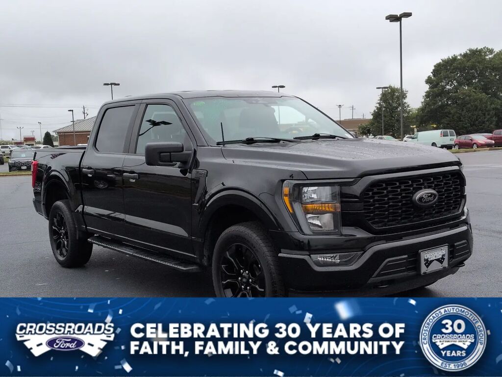 2023 Ford F-150 XL — photo 1 of 14