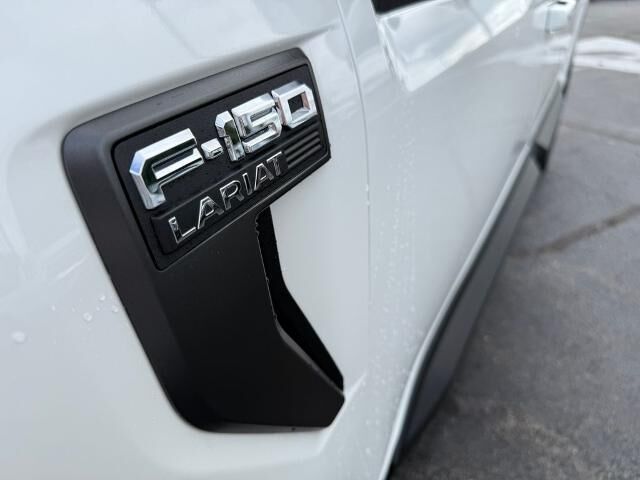 2023 Ford F-150 Lariat — photo 1 of 7