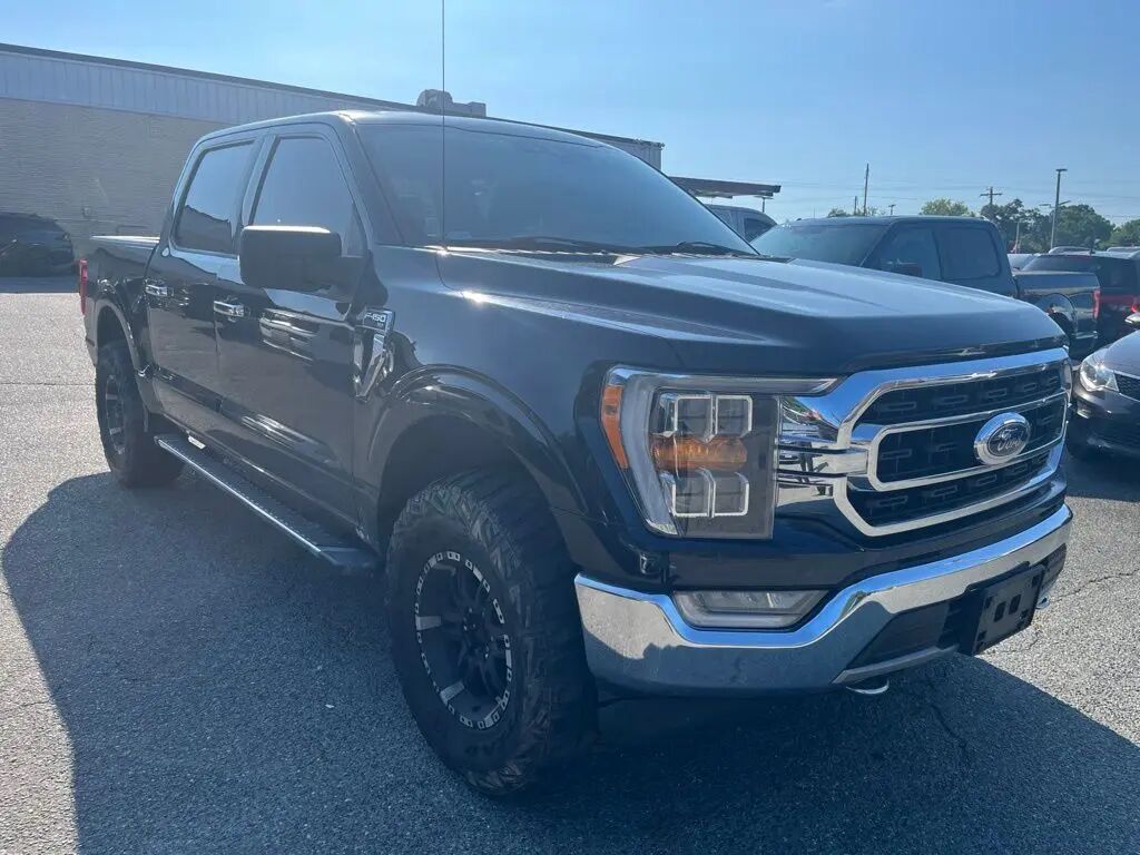 2021 Ford F-150 XLT — photo 1 of 11