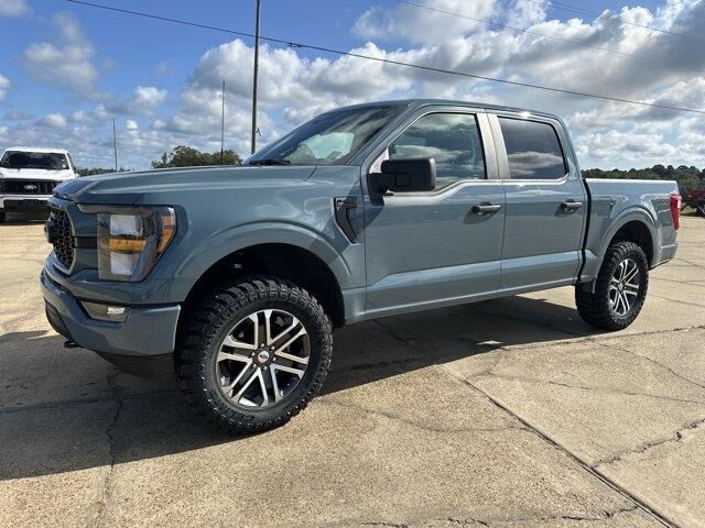 2023 Ford F-150 XLT — photo 1 of 13