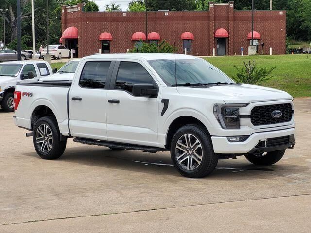 2023 Ford F-150 XL — photo 1 of 13