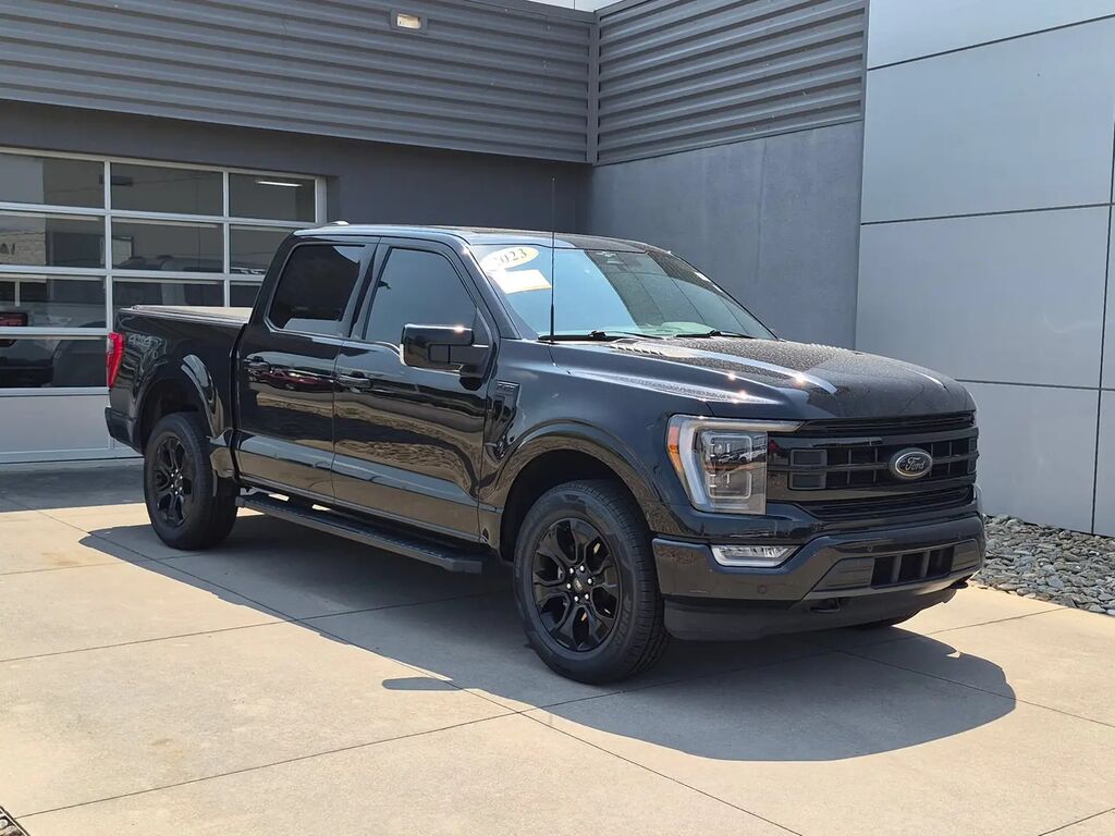 2023 Ford F-150 Lariat — photo 1 of 13