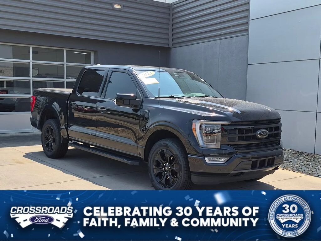 2023 Ford F-150 Lariat — photo 1 of 26