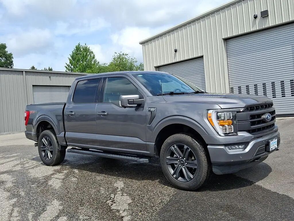 2023 Ford F-150 Lariat — photo 1 of 13