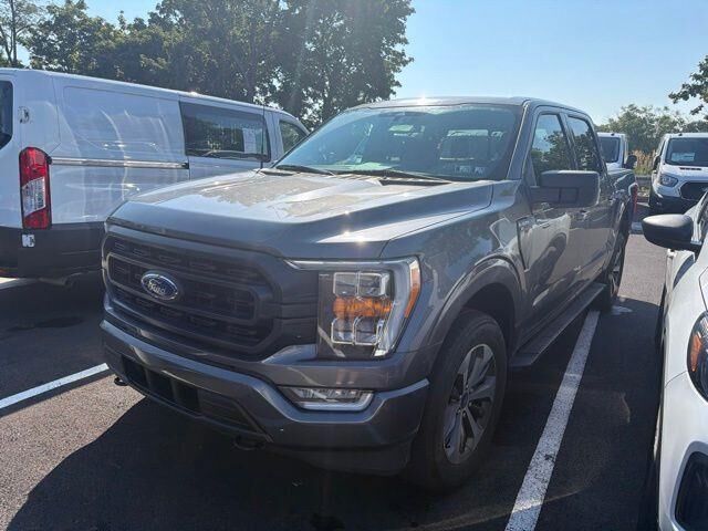 2022 Ford F-150 XLT — photo 1 of 3