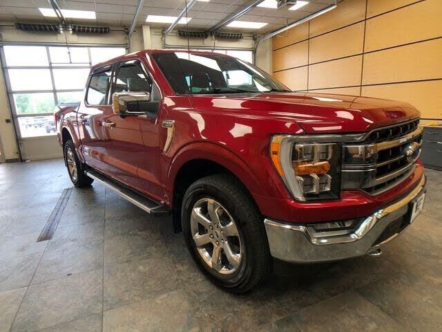 2023 Ford F-150 Lariat — photo 1 of 12