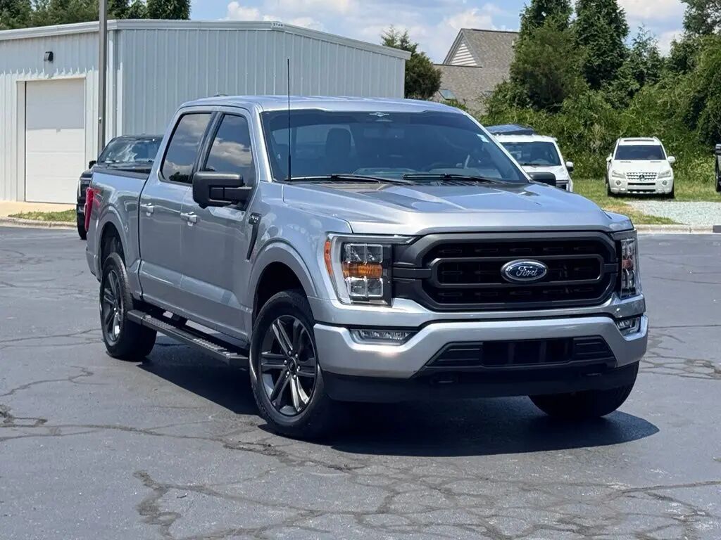 2023 Ford F-150 XLT — photo 1 of 13