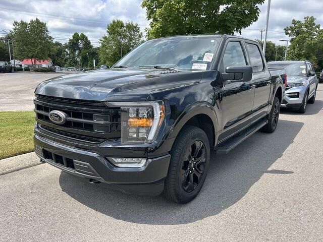 2023 Ford F-150 XLT — photo 1 of 13