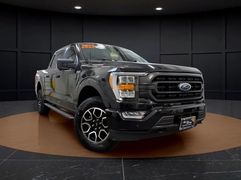 2023 Ford F-150 XLT — photo 1 of 25