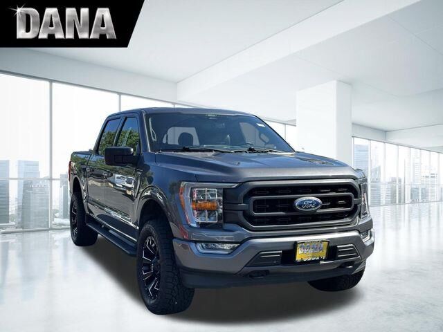 2022 Ford F-150 XLT — photo 1 of 39
