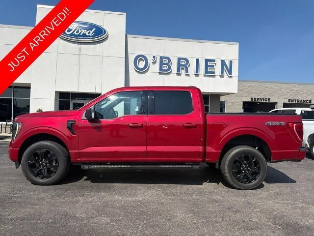 2022 Ford F-150 XLT — photo 1 of 39