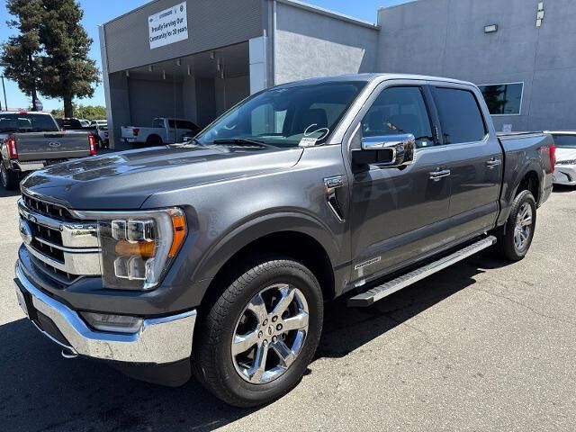 2023 Ford F-150 Lariat — photo 1 of 65