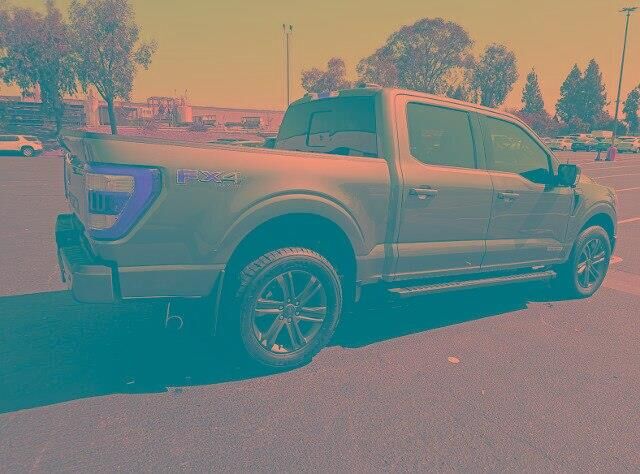 2023 Ford F-150 Lariat — photo 1 of 19
