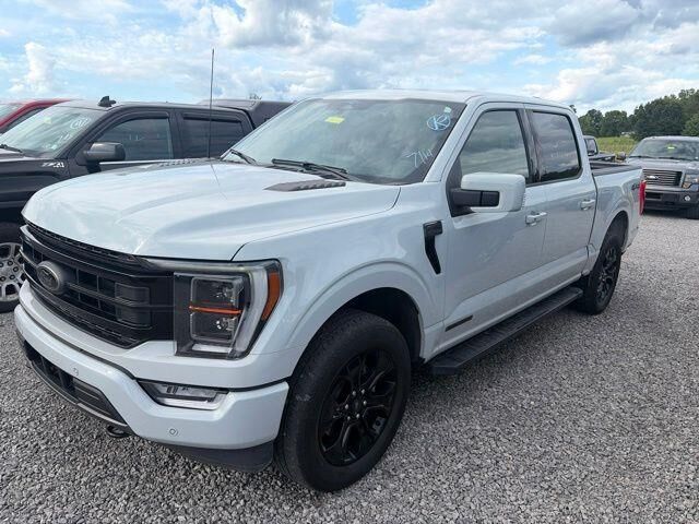 2023 Ford F-150 Lariat — photo 1 of 6