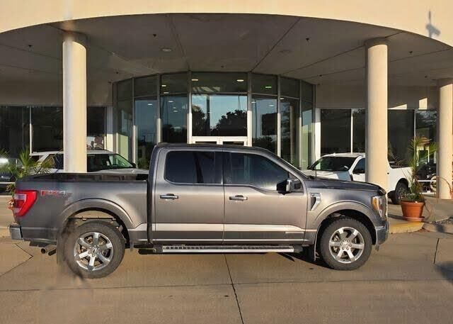 2023 Ford F-150 Lariat — photo 1 of 1