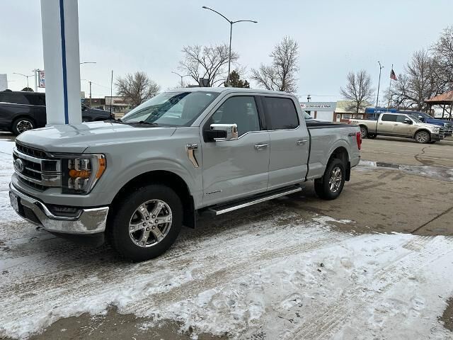 2023 Ford F-150 Lariat — photo 1 of 13