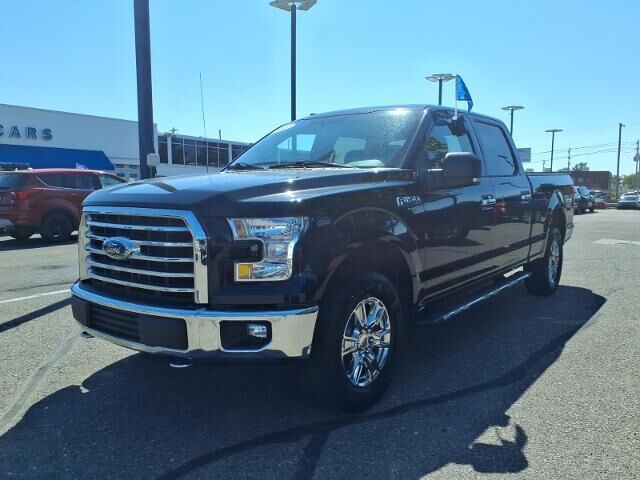 2017 Ford F-150 XLT — photo 1 of 26