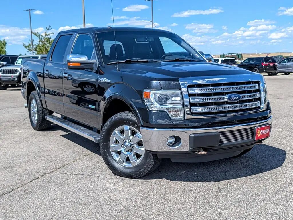 2013 Ford F-150 Lariat — photo 1 of 45