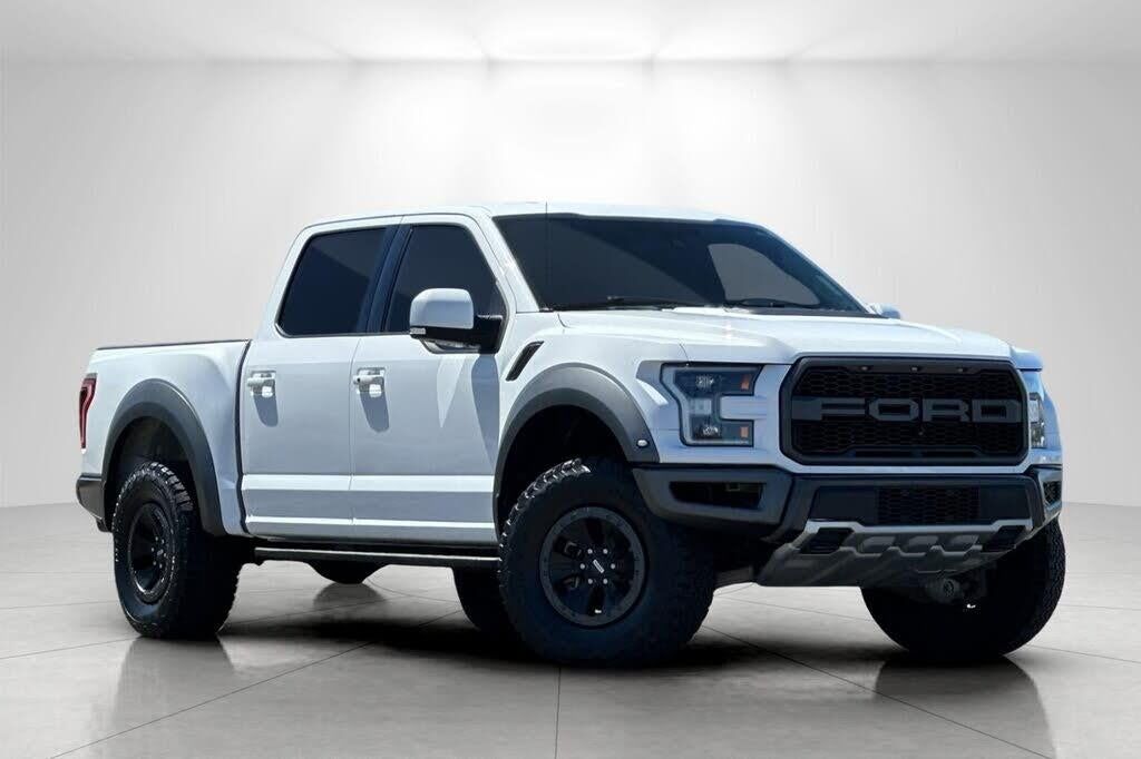 2018 Ford F-150 Raptor — photo 1 of 3