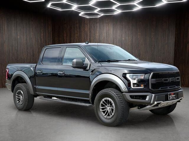 2020 Ford F-150 Raptor — photo 1 of 52