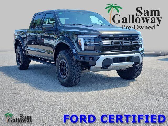 2025 Ford F-150 Raptor — photo 1 of 13