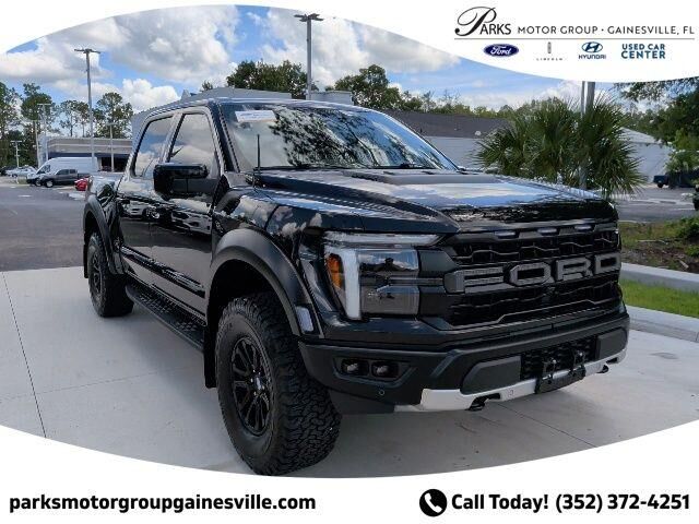 2025 Ford F-150 Raptor — photo 1 of 13