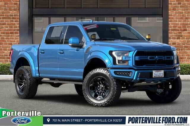2019 Ford F-150 Raptor — photo 1 of 33