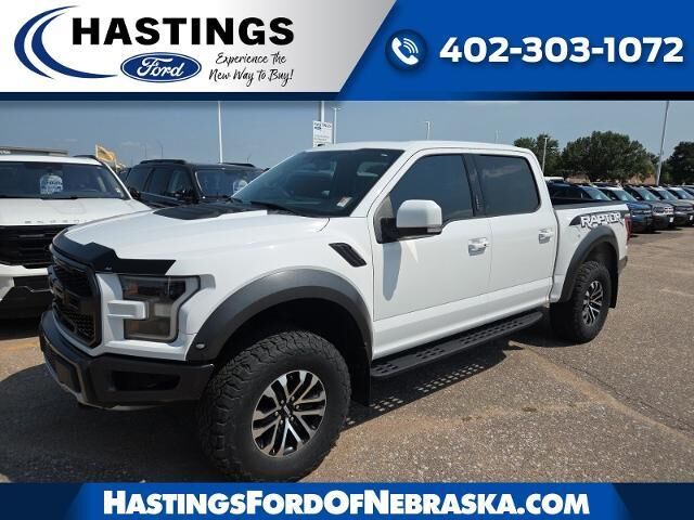 2018 Ford F-150 Raptor — photo 1 of 26