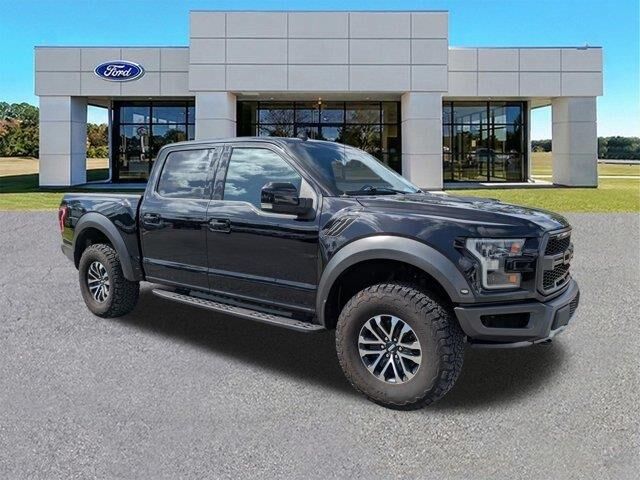 2020 Ford F-150 Raptor — photo 1 of 26