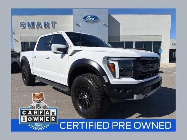 2025 Ford F-150 Raptor — photo 1 of 11