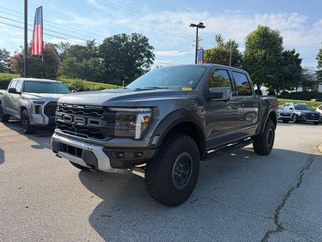 2025 Ford F-150 Raptor — photo 1 of 26