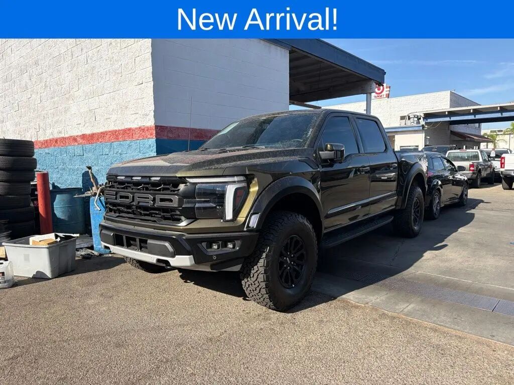 2025 Ford F-150 Raptor — photo 1 of 37