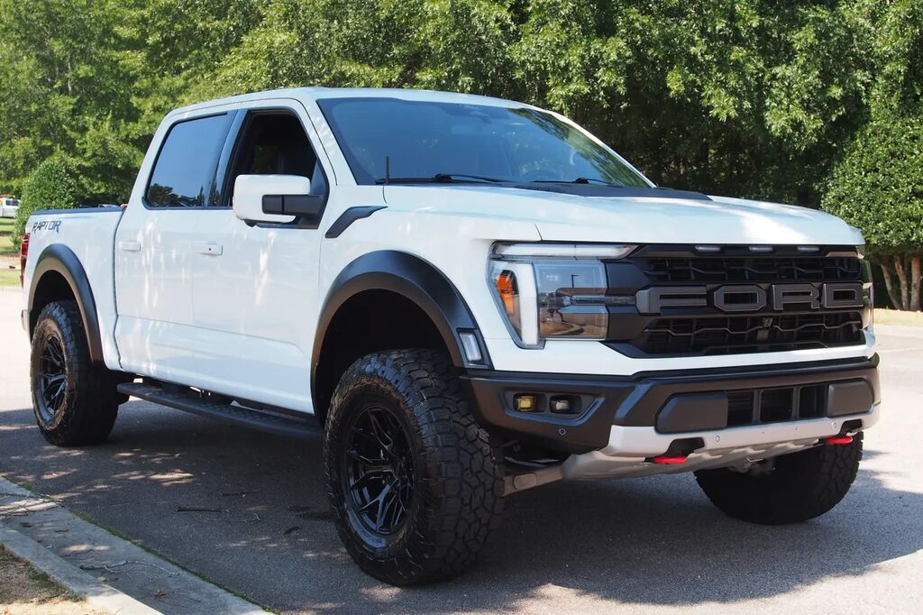 2025 Ford F-150 Raptor — photo 1 of 26