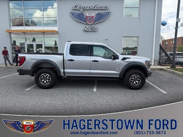 2023 Ford F-150 Raptor — photo 1 of 13