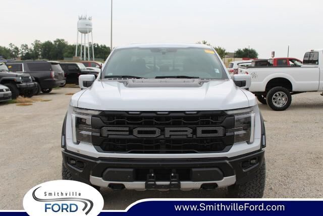 2025 Ford F-150 Raptor — photo 1 of 39