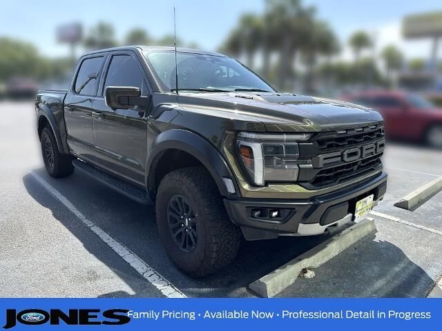 2025 Ford F-150 Raptor — photo 1 of 2
