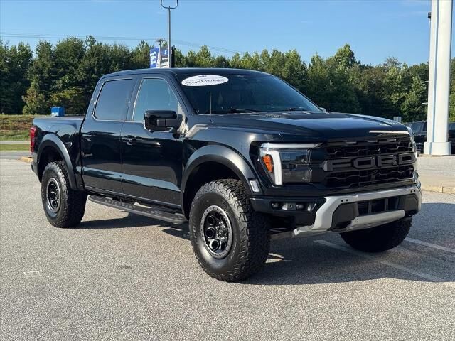 2025 Ford F-150 Raptor — photo 1 of 13