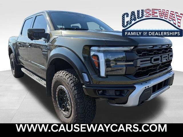 2025 Ford F-150 Raptor — photo 1 of 3