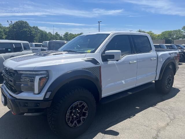 2025 Ford F-150 Raptor — photo 1 of 13