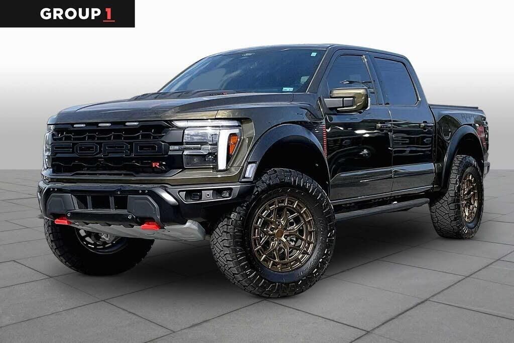 2025 Ford F-150 Raptor — photo 1 of 14