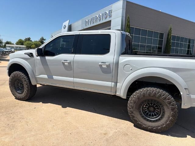 2023 Ford F-150 Raptor — photo 1 of 13