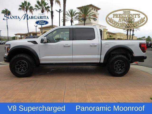 2025 Ford F-150 Raptor — photo 1 of 10