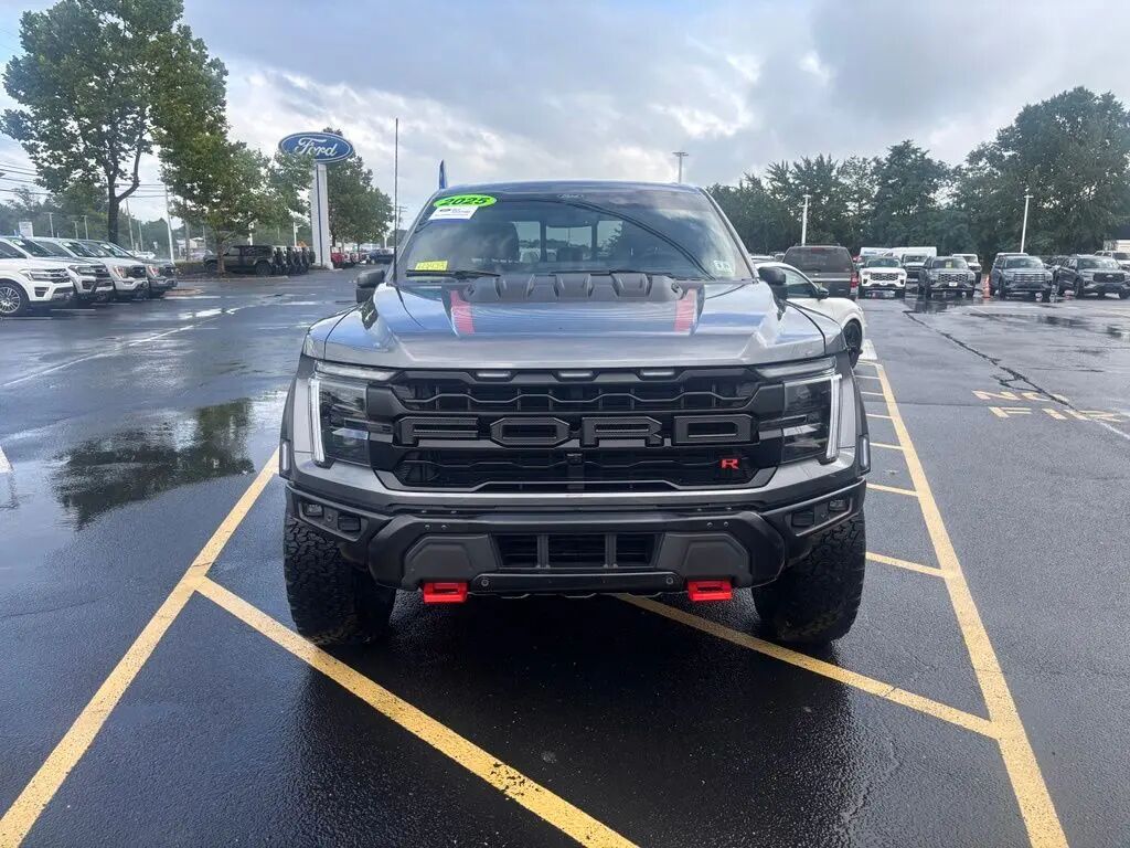 2025 Ford F-150 Raptor — photo 1 of 28